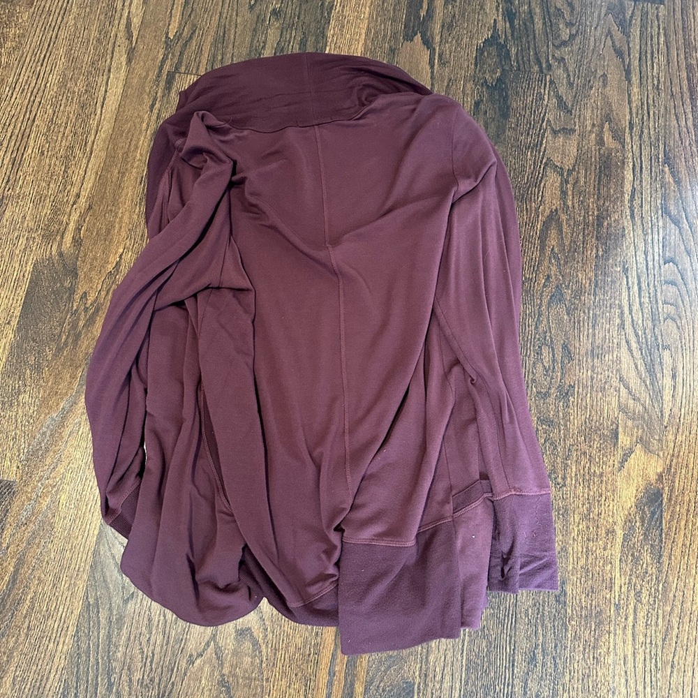 Athleta pranayama wrap
